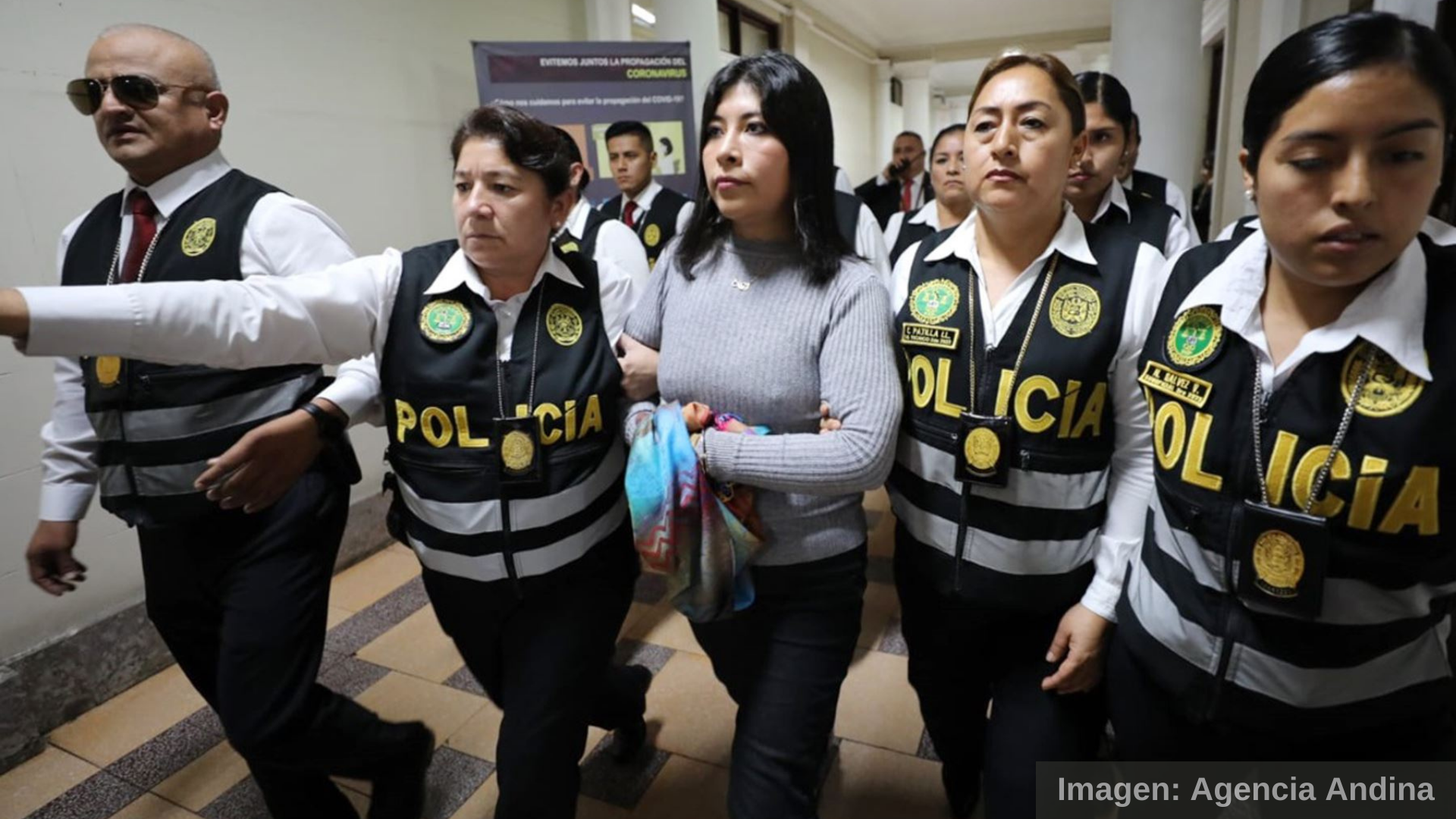 Expremier Betssy Chávez fue detenida y está camino a Lima
