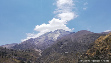 Volcán Ubinas incrementa su actividad y pone en alerta a Moquegua