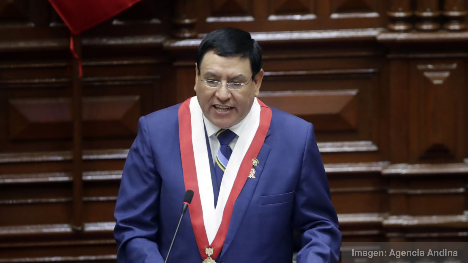 Presidente del Congreso habría plagiado su tesis de doctorado