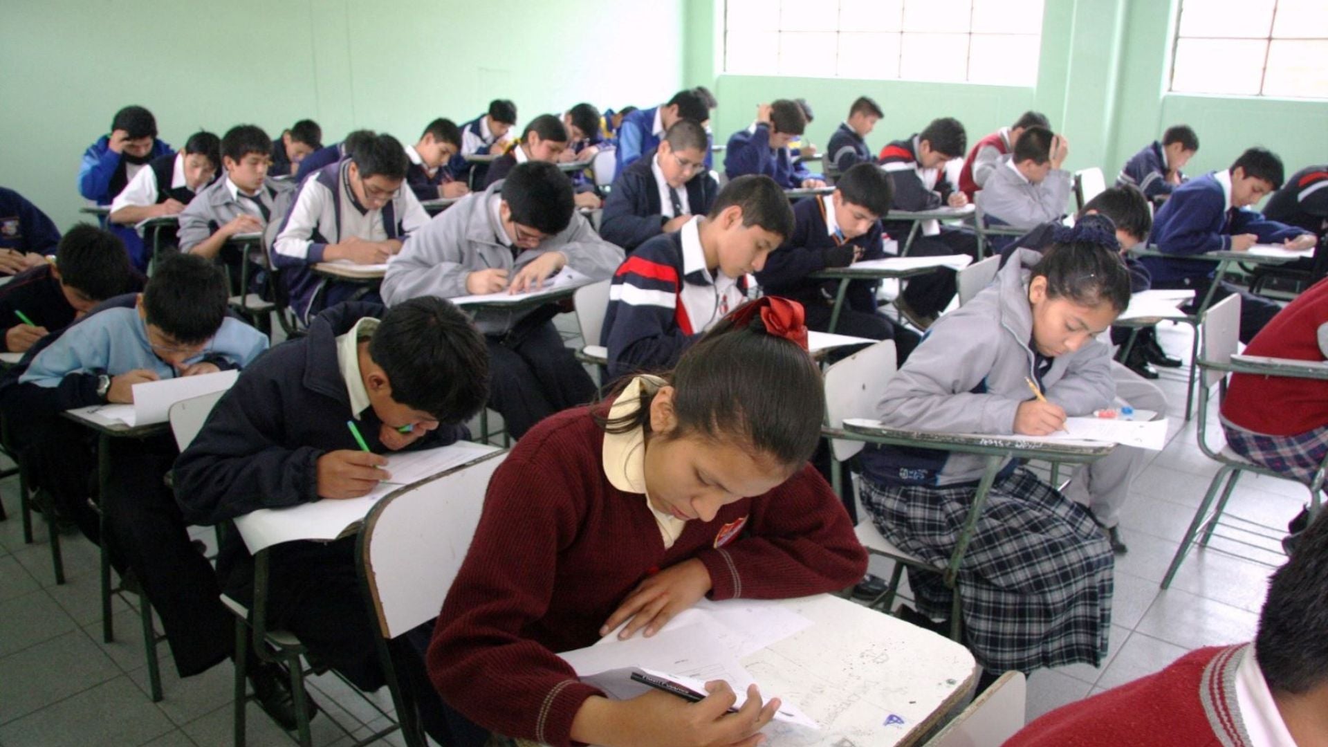 Gobierno suspende clases presenciales por Foro APEC